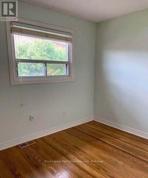 9 Wilton Drive, Brampton, Ontario  L6W 2Z9 - Photo 11 - W12643720