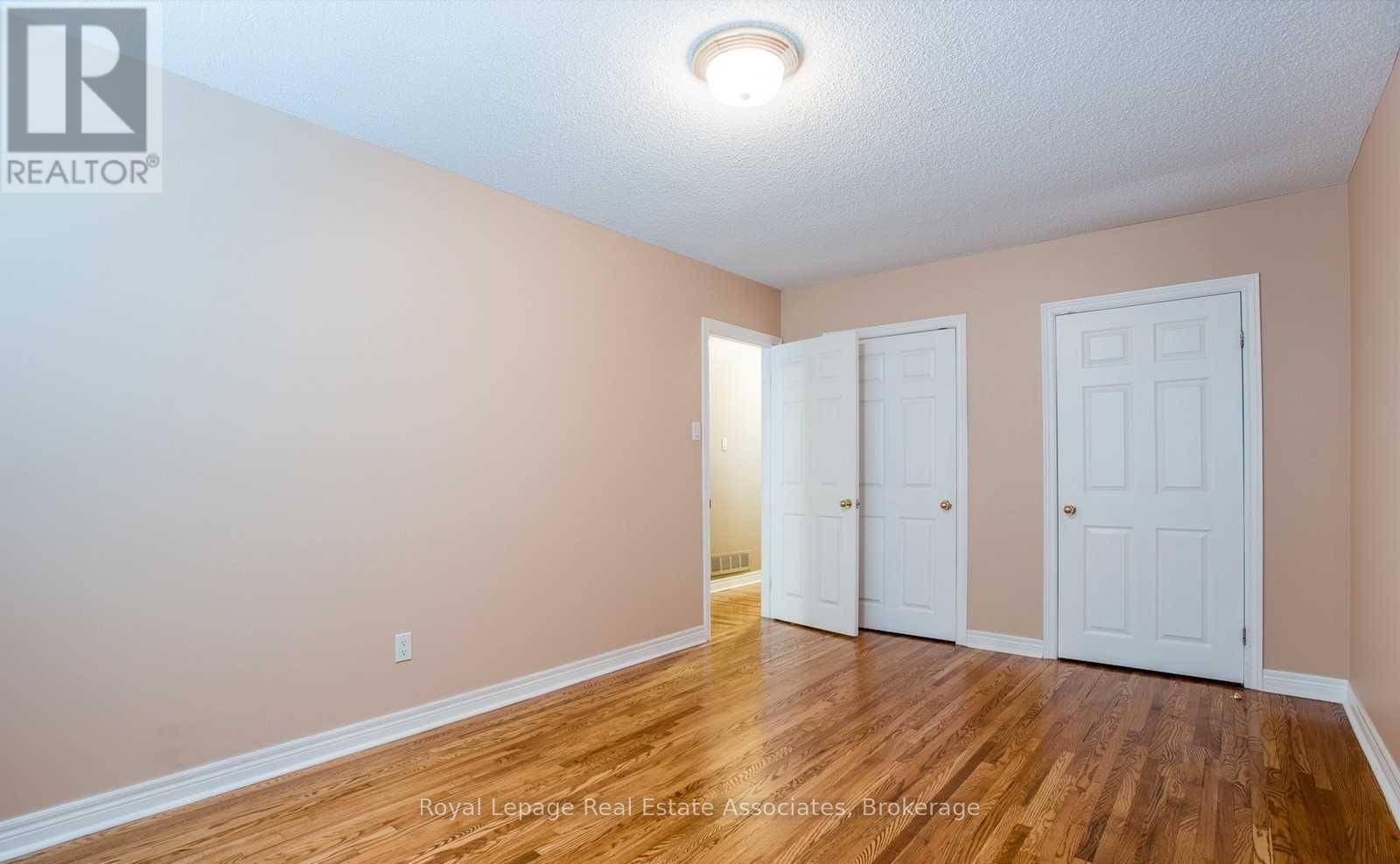 9 Wilton Drive, Brampton, Ontario  L6W 2Z9 - Photo 9 - W12643720