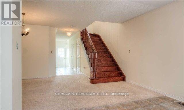 Upper - 5227 Tresca Trail, Mississauga, Ontario  L5M 0C9 - Photo 11 - W12643756