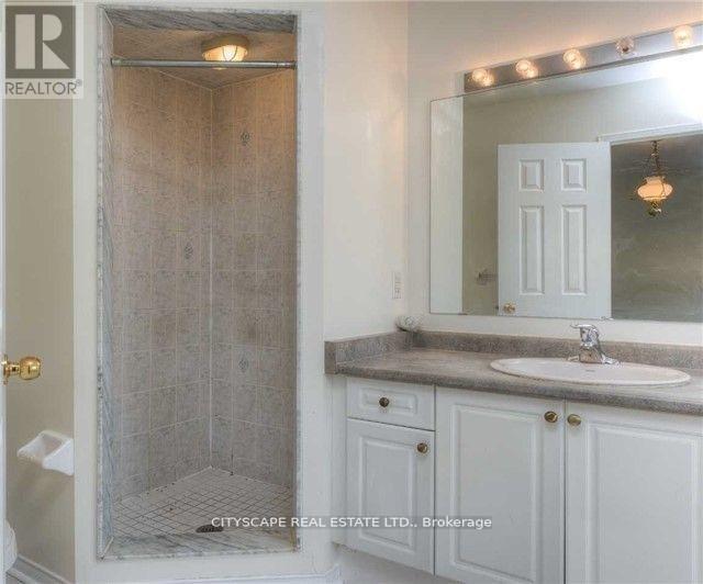 Upper - 5227 Tresca Trail, Mississauga, Ontario  L5M 0C9 - Photo 14 - W12643756