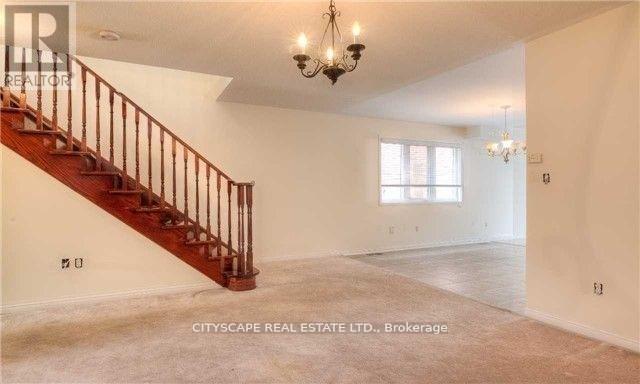 Upper - 5227 Tresca Trail, Mississauga, Ontario  L5M 0C9 - Photo 15 - W12643756