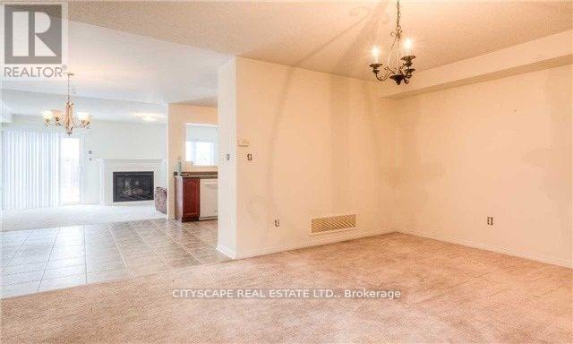 Upper - 5227 Tresca Trail, Mississauga, Ontario  L5M 0C9 - Photo 7 - W12643756