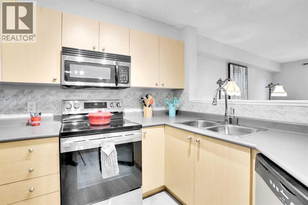 6211, 304 Mackenzie Way Sw, Airdrie, Alberta  T4B 3H6 - Photo 9 - A2260617