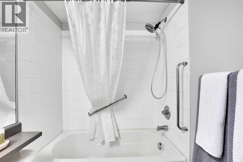 6211, 304 Mackenzie Way Sw, Airdrie, Alberta  T4B 3H6 - Photo 17 - A2260617