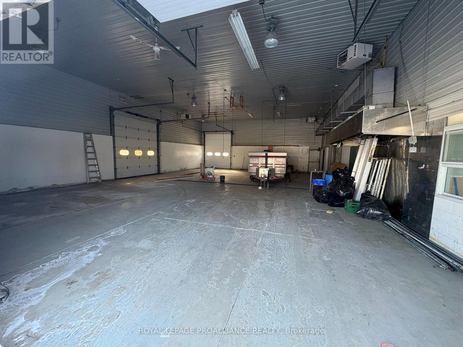 9 Mcfarland Drive, Prince Edward County, Ontario  K0K 2T0 - Photo 3 - X12643798