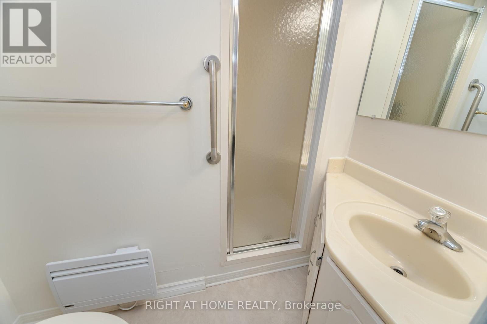 201 - 166 Mountain Park Avenue, Hamilton, Ontario  L8V 1A1 - Photo 20 - X12643726