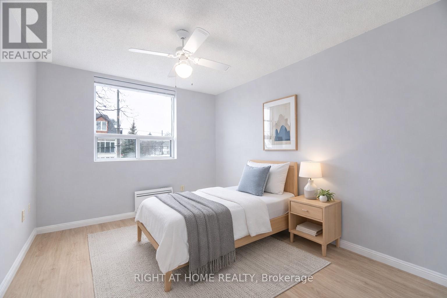 201 - 166 Mountain Park Avenue, Hamilton, Ontario  L8V 1A1 - Photo 22 - X12643726