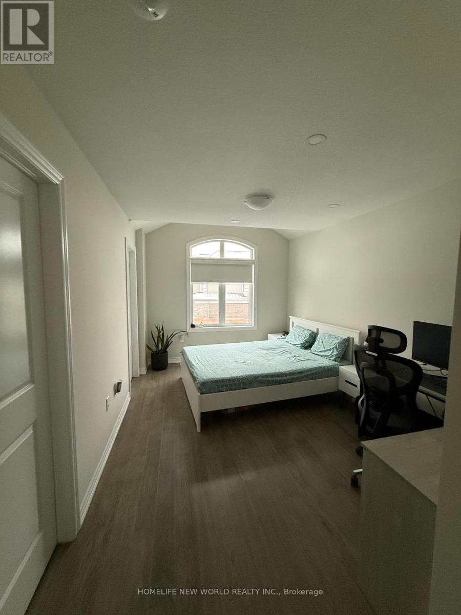 18 - 30 Mia Drive, Hamilton, Ontario  L9B 1K2 - Photo 7 - X12643734