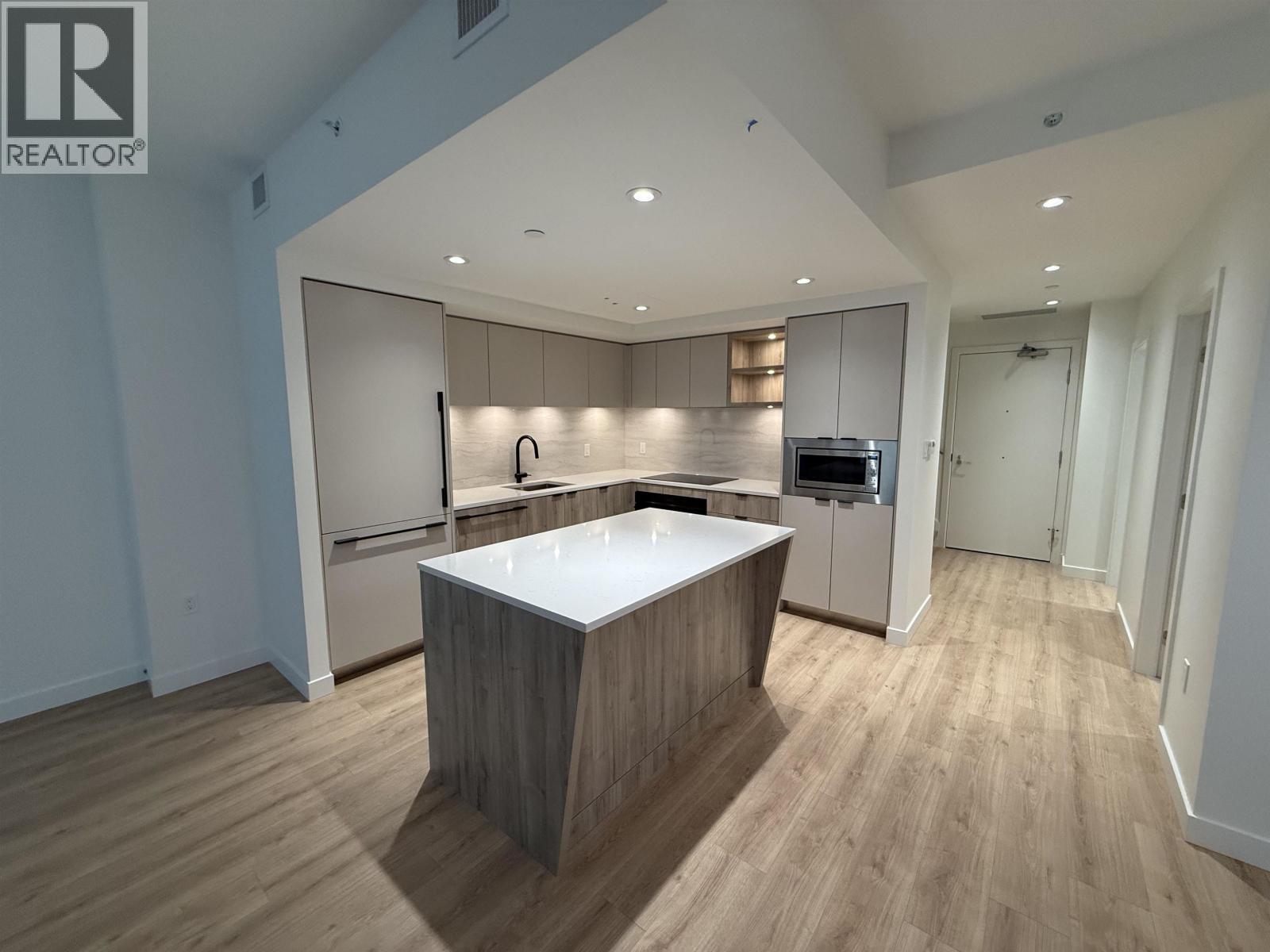 117 755 Harbourside Drive, North Vancouver, British Columbia  V7P 0G1 - Photo 8 - R3074246