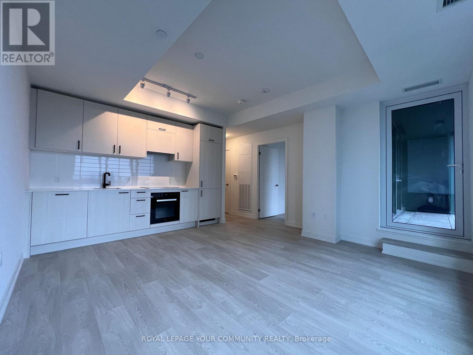 2020 - 1 Quarrington Lane, Toronto, Ontario  M3C 0S4 - Photo 13 - C12642510