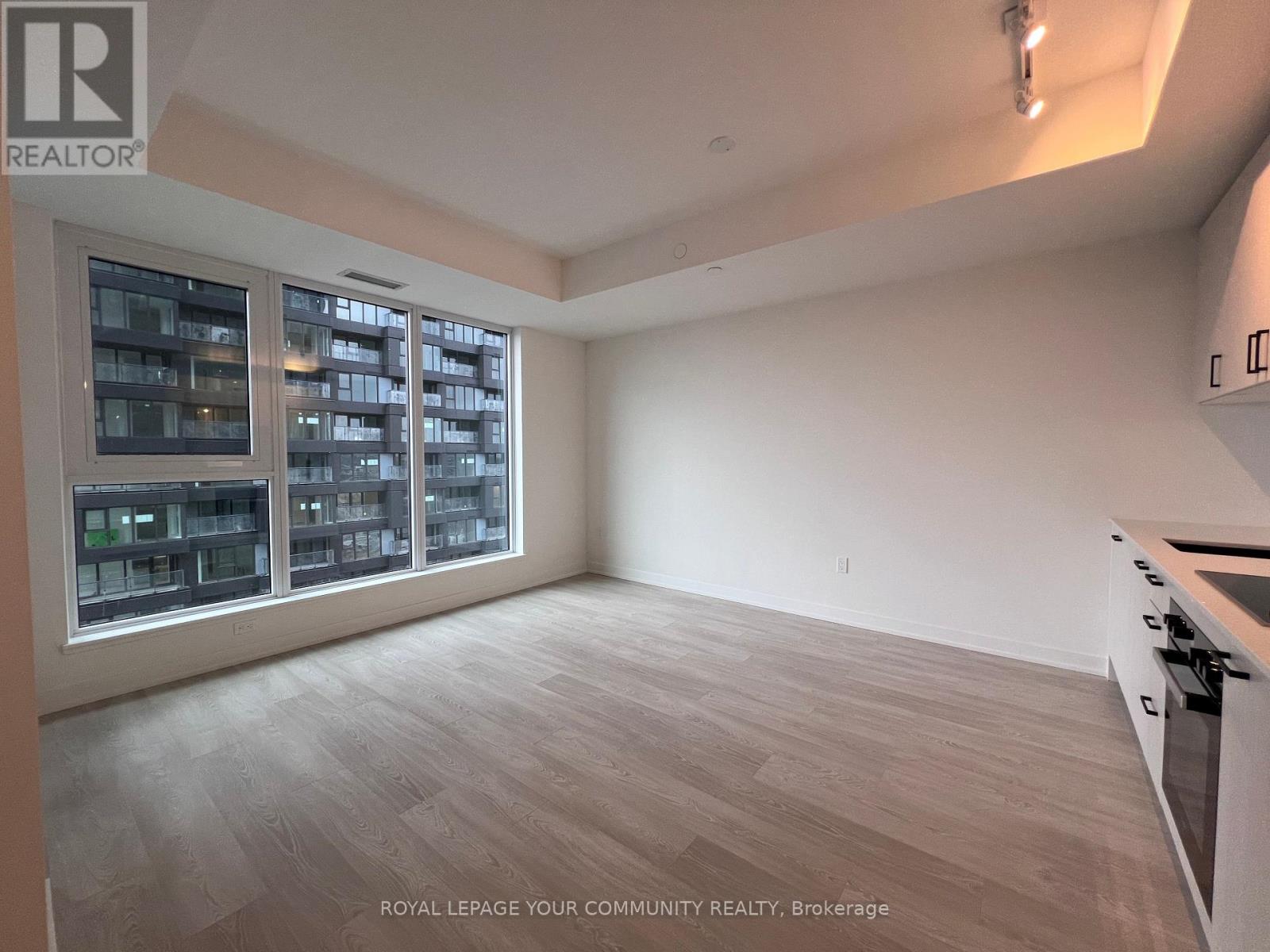 2020 - 1 Quarrington Lane, Toronto, Ontario  M3C 0S4 - Photo 12 - C12642510