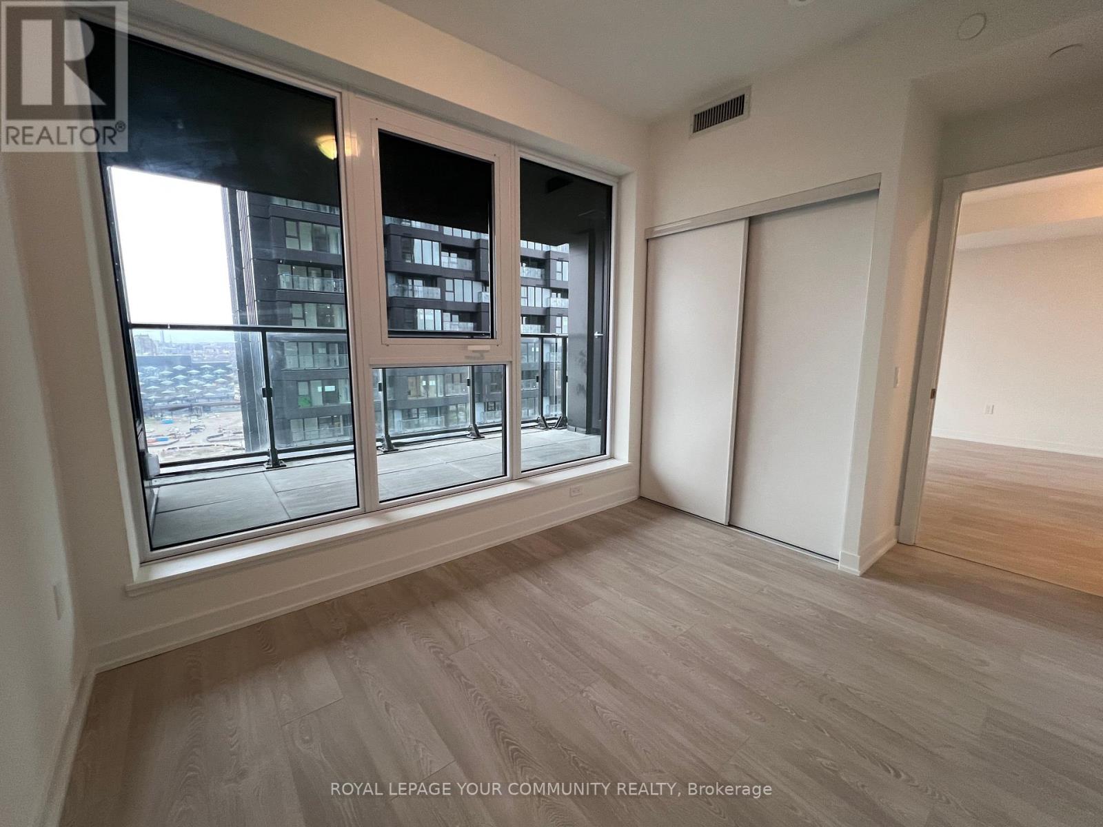 2020 - 1 Quarrington Lane, Toronto, Ontario  M3C 0S4 - Photo 27 - C12642510