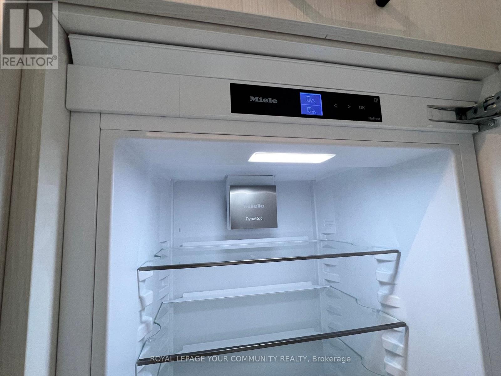 2020 - 1 Quarrington Lane, Toronto, Ontario  M3C 0S4 - Photo 20 - C12642510