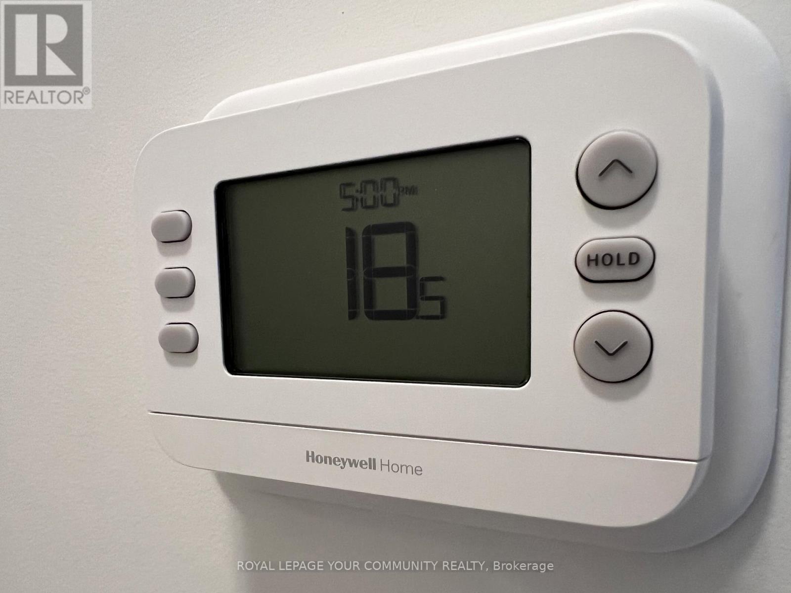 2020 - 1 Quarrington Lane, Toronto, Ontario  M3C 0S4 - Photo 23 - C12642510