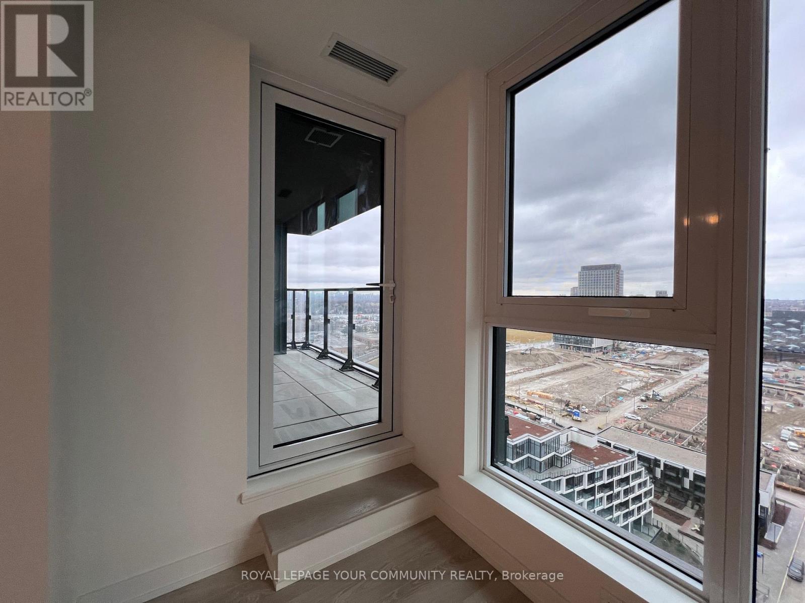 2020 - 1 Quarrington Lane, Toronto, Ontario  M3C 0S4 - Photo 29 - C12642510