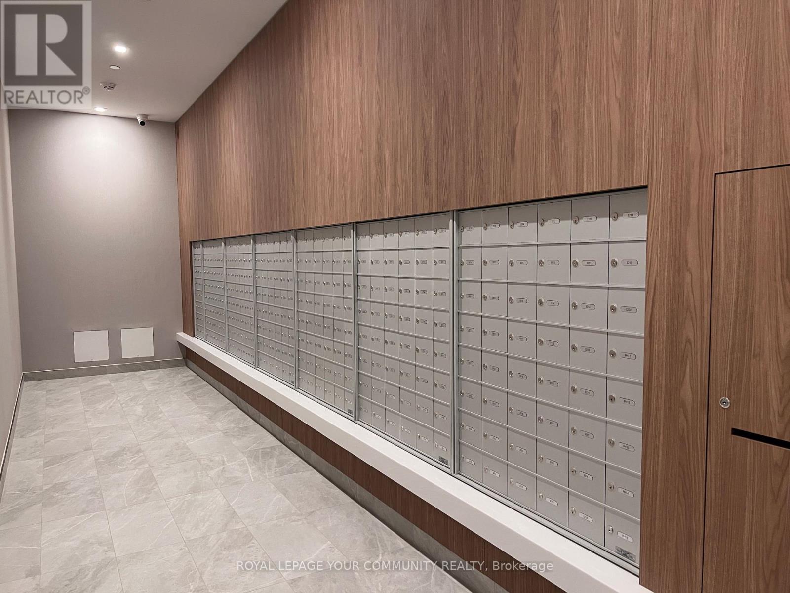 2020 - 1 Quarrington Lane, Toronto, Ontario  M3C 0S4 - Photo 35 - C12642510