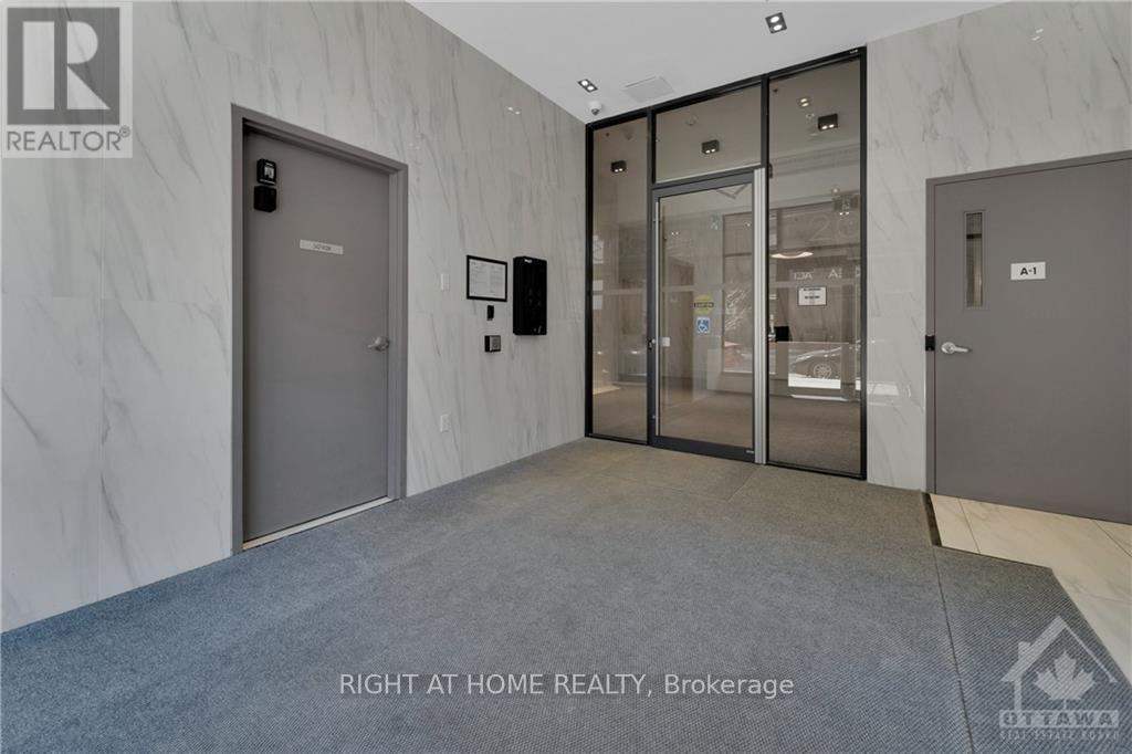 509 - 203 Catherine Street, Ottawa, Ontario  K2P 1J5 - Photo 4 - X12643826
