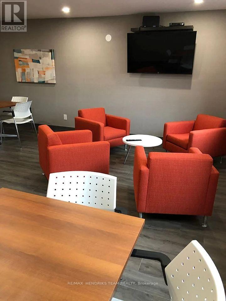 302 - 128 St Augustine Drive, St. Catharines, Ontario  L2P 3X6 - Photo 17 - X12643828