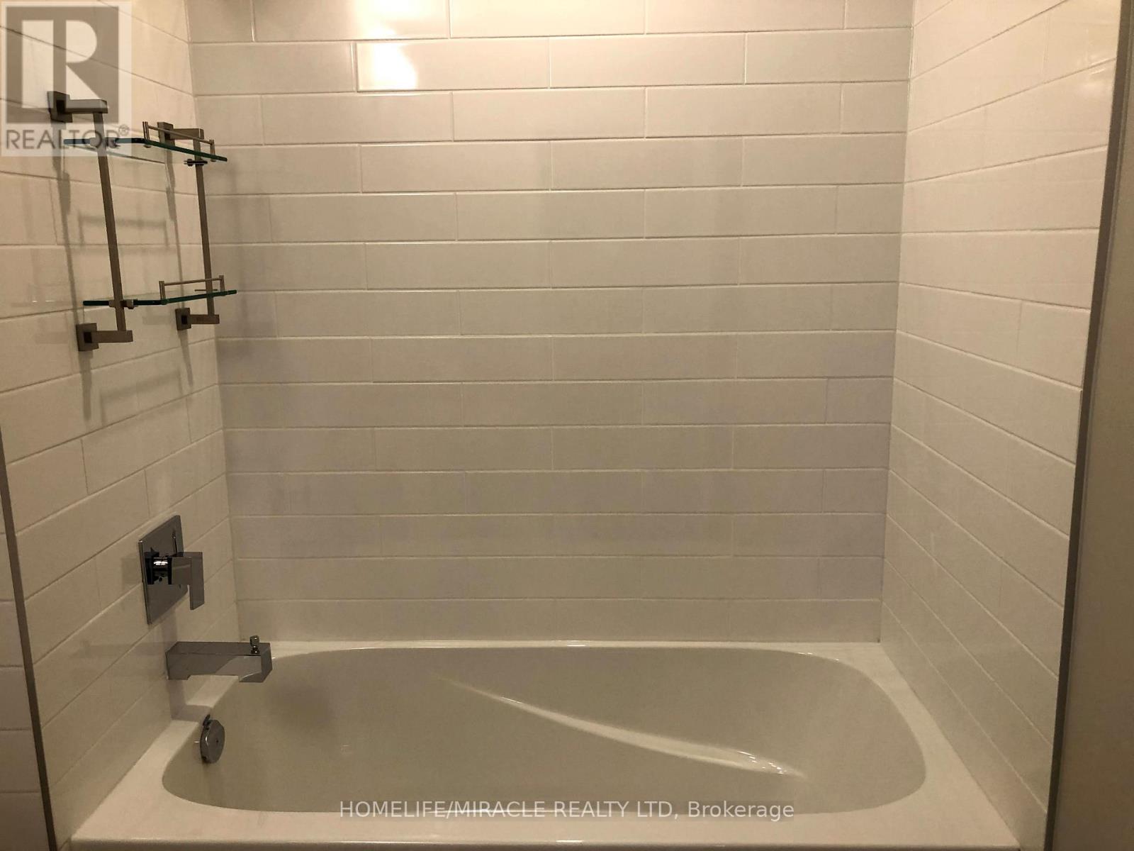 1001 - 60 Charles Street, Kitchener, Ontario  N2G 0C9 - Photo 30 - X12643192