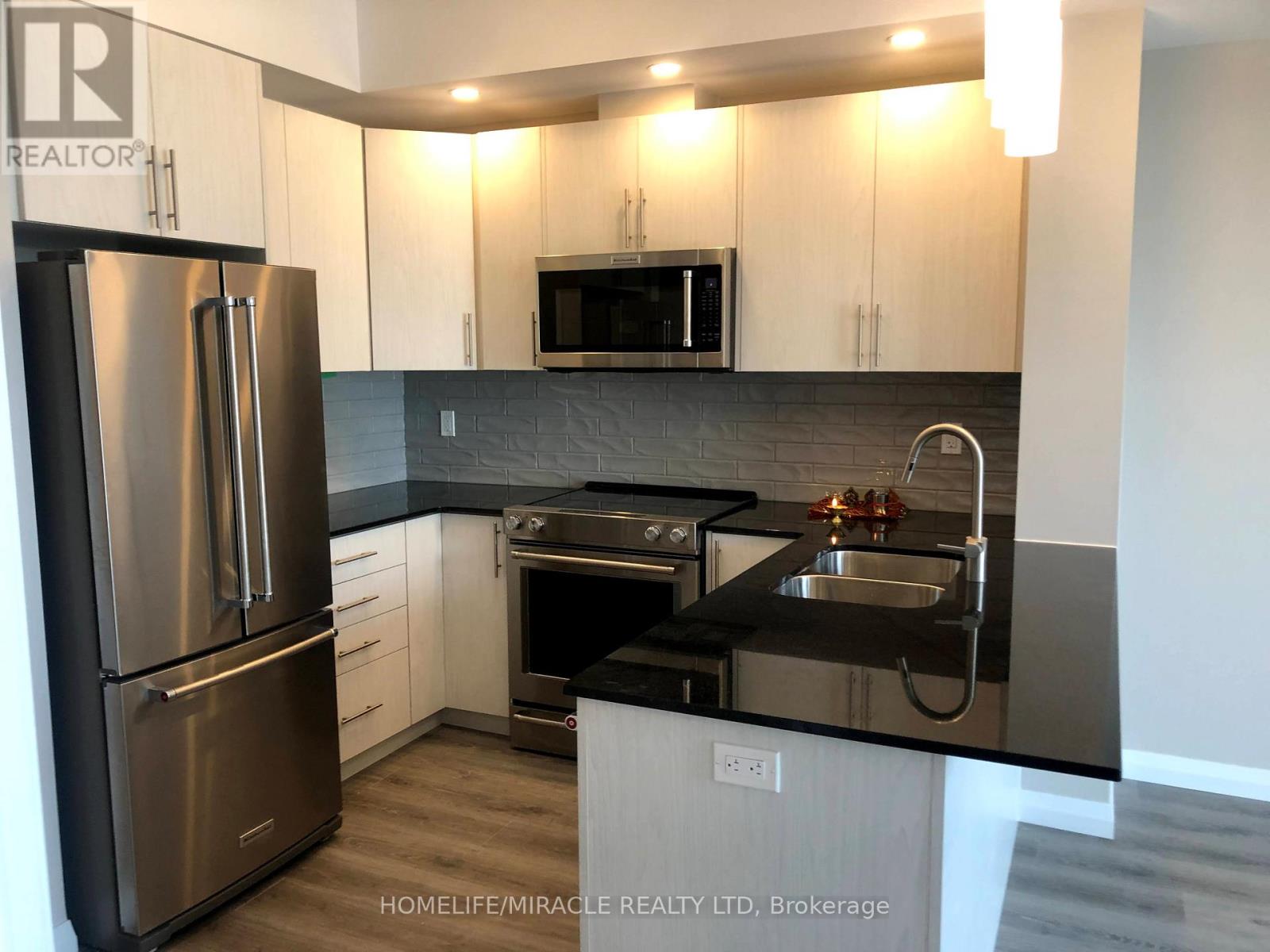 1001 - 60 Charles Street, Kitchener, Ontario  N2G 0C9 - Photo 22 - X12643192