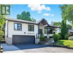 568 DYNES Road, Burlington, Ontario