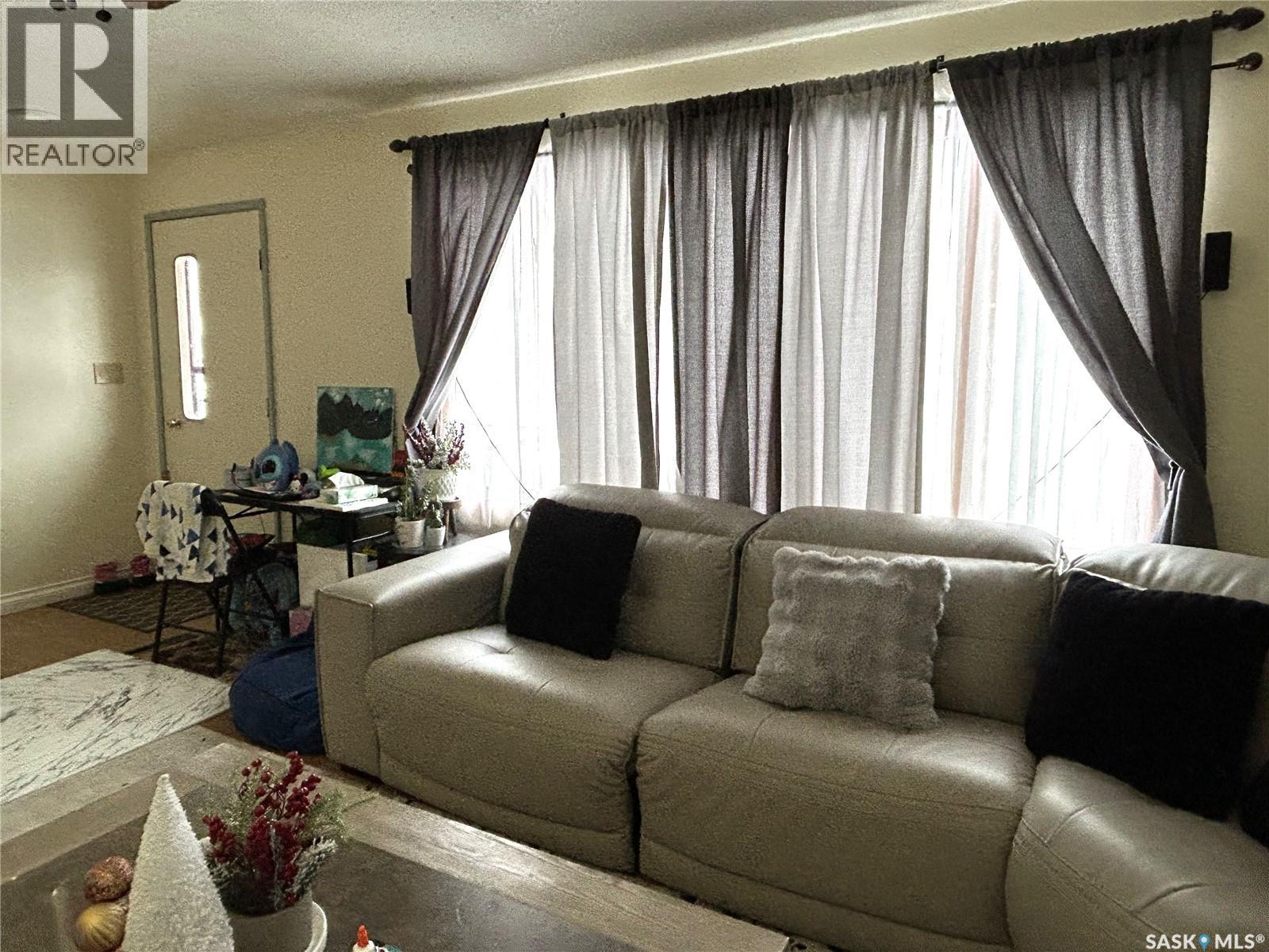 629 George Street, Estevan, Saskatchewan  S4A 1L8 - Photo 8 - SK025595