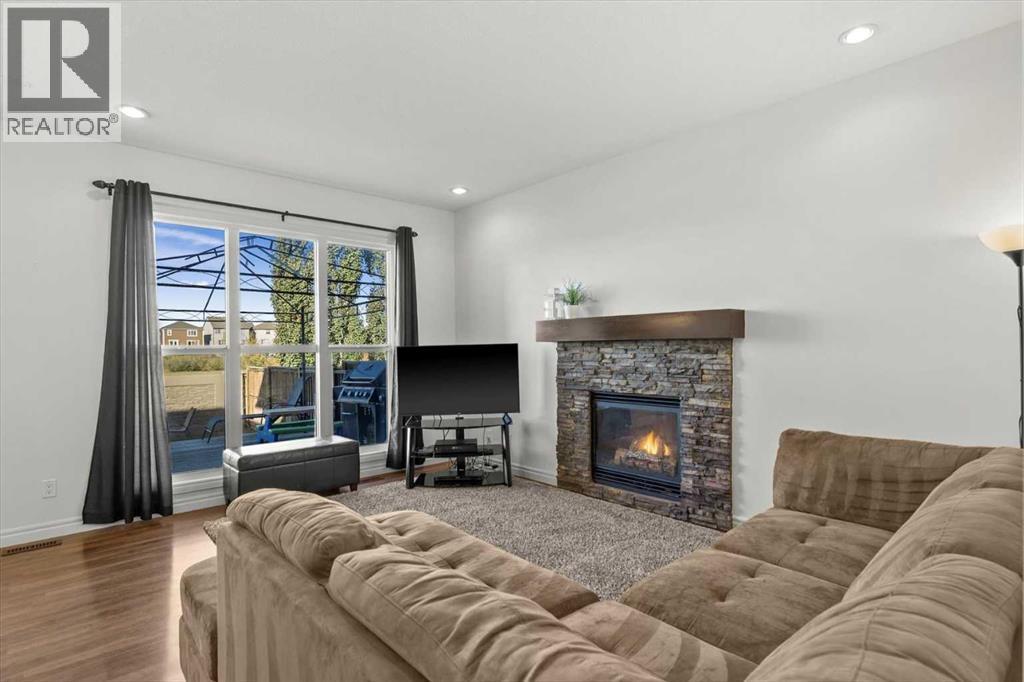 195 Hillcrest Circle Sw, Airdrie, Alberta  T4B 0Y6 - Photo 12 - A2259881