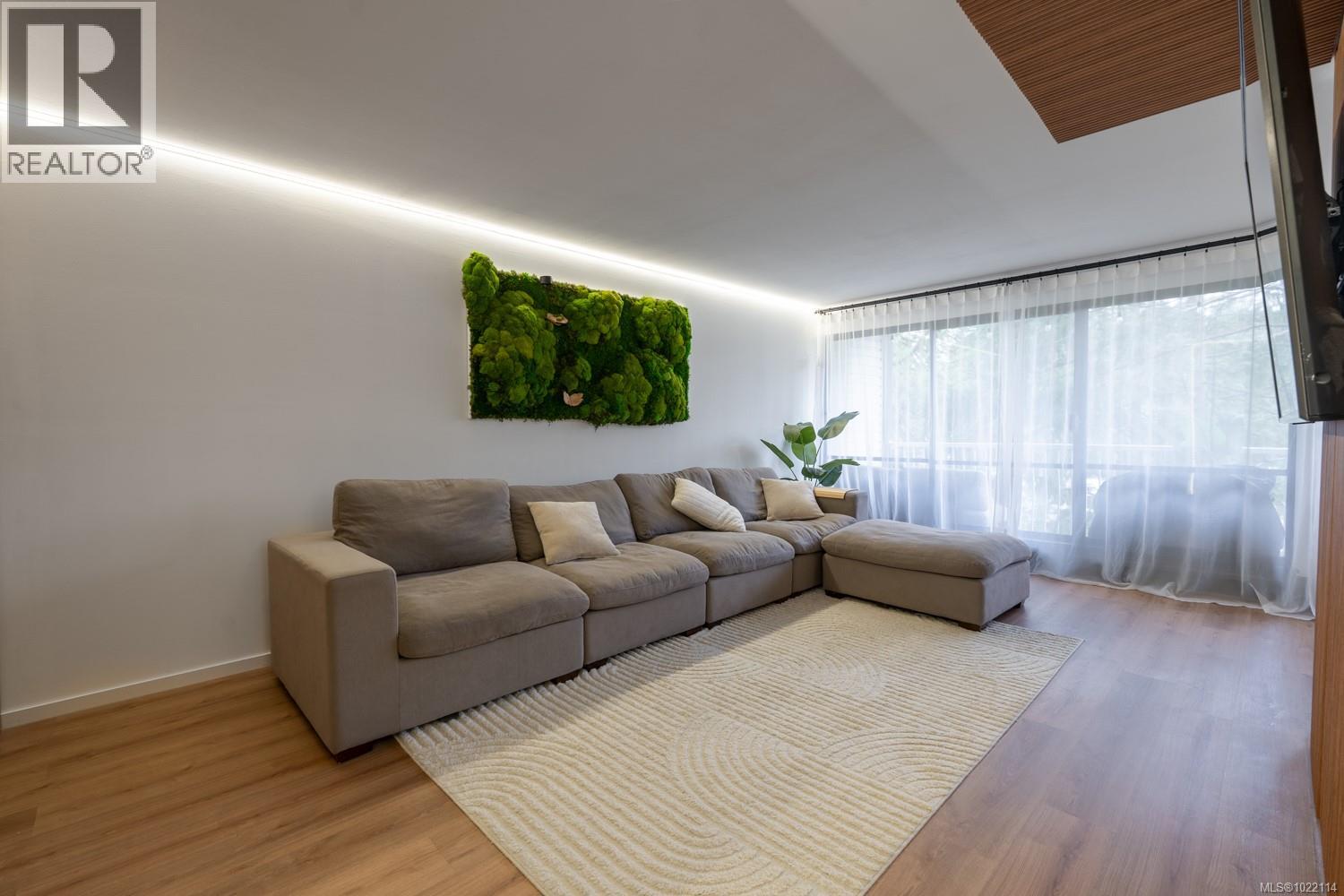 2203 1007 Bowen Rd, Nanaimo, British Columbia  V9R 2A4 - Photo 2 - 1022114