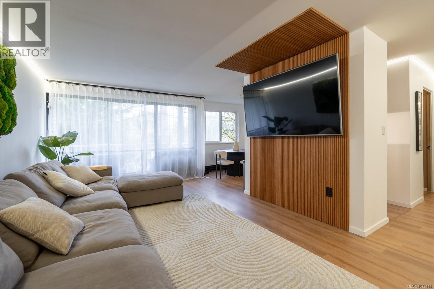 2203 1007 Bowen Rd, Nanaimo, British Columbia  V9R 2A4 - Photo 3 - 1022114