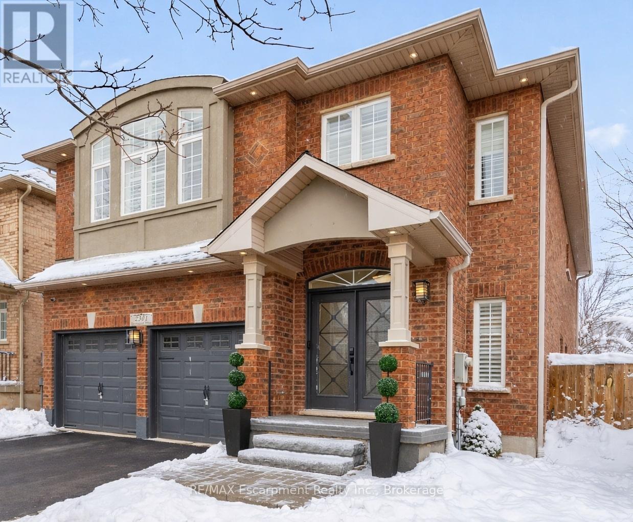 2301 BARONWOOD DRIVE, Oakville, Ontario