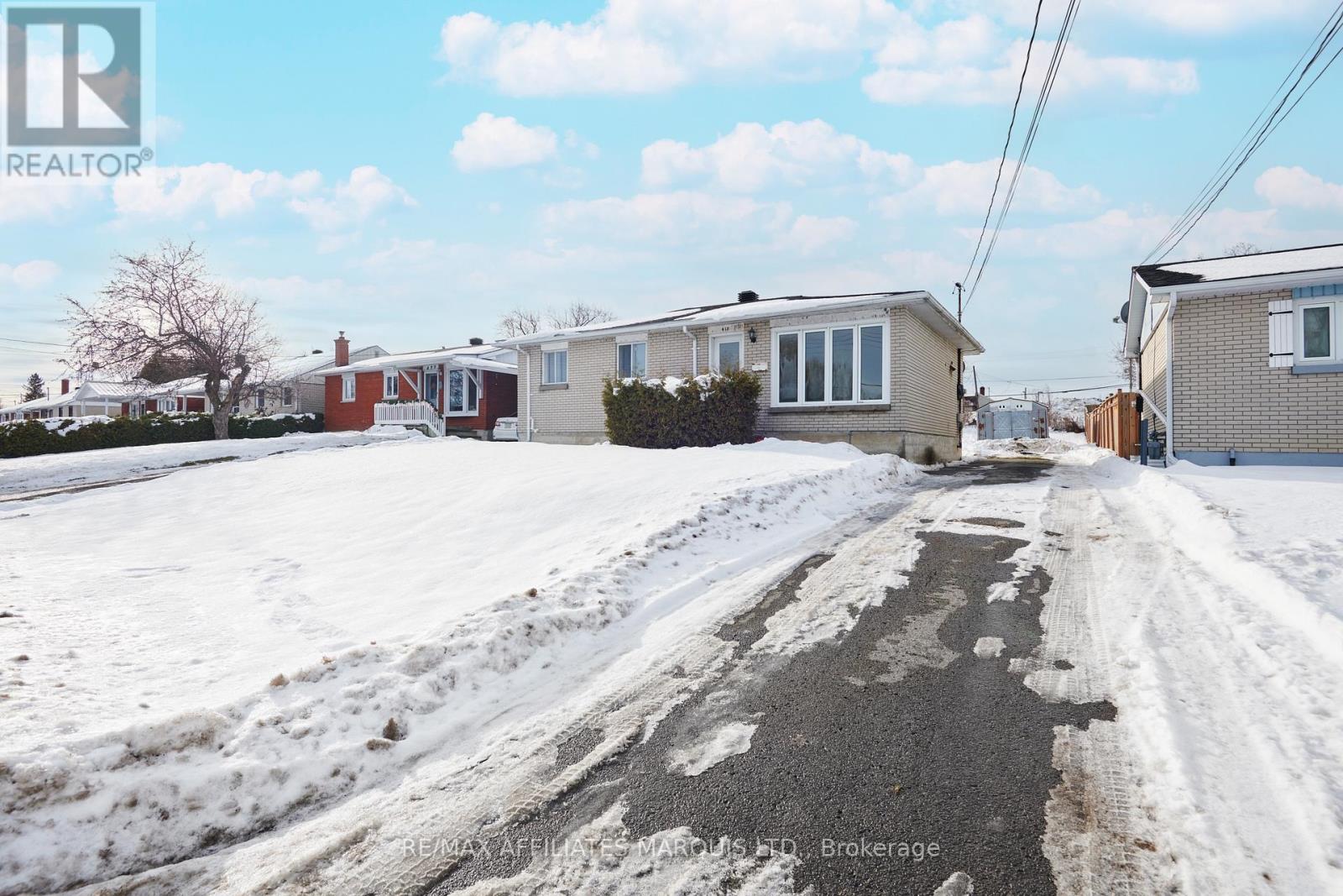 418 Dominion Street, North Glengarry, Ontario  K0C 1A0 - Photo 2 - X12643804