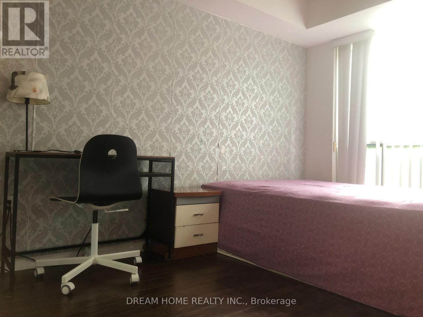 207 - 8 Pemberton Avenue, Toronto, Ontario  M2M 4K8 - Photo 5 - C12643816