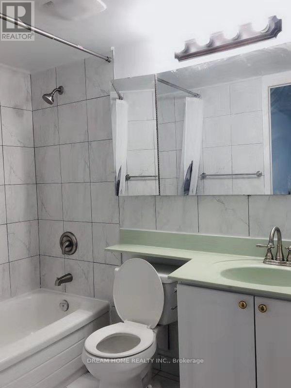 207 - 8 Pemberton Avenue, Toronto, Ontario  M2M 4K8 - Photo 8 - C12643816