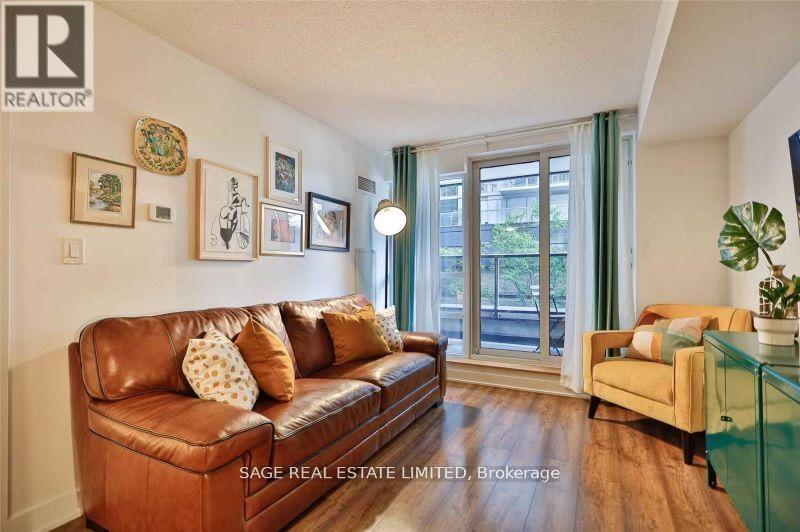 202 - 20 Blue Jays Way, Toronto, Ontario  M5V 3W6 - Photo 6 - C12643830