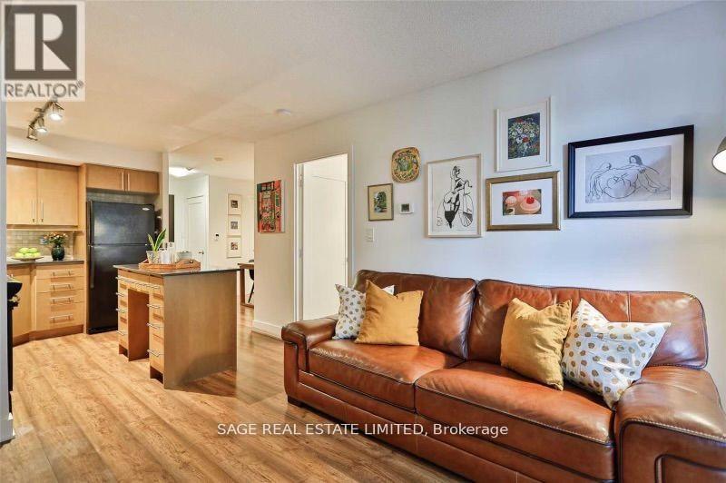 202 - 20 Blue Jays Way, Toronto, Ontario  M5V 3W6 - Photo 7 - C12643830