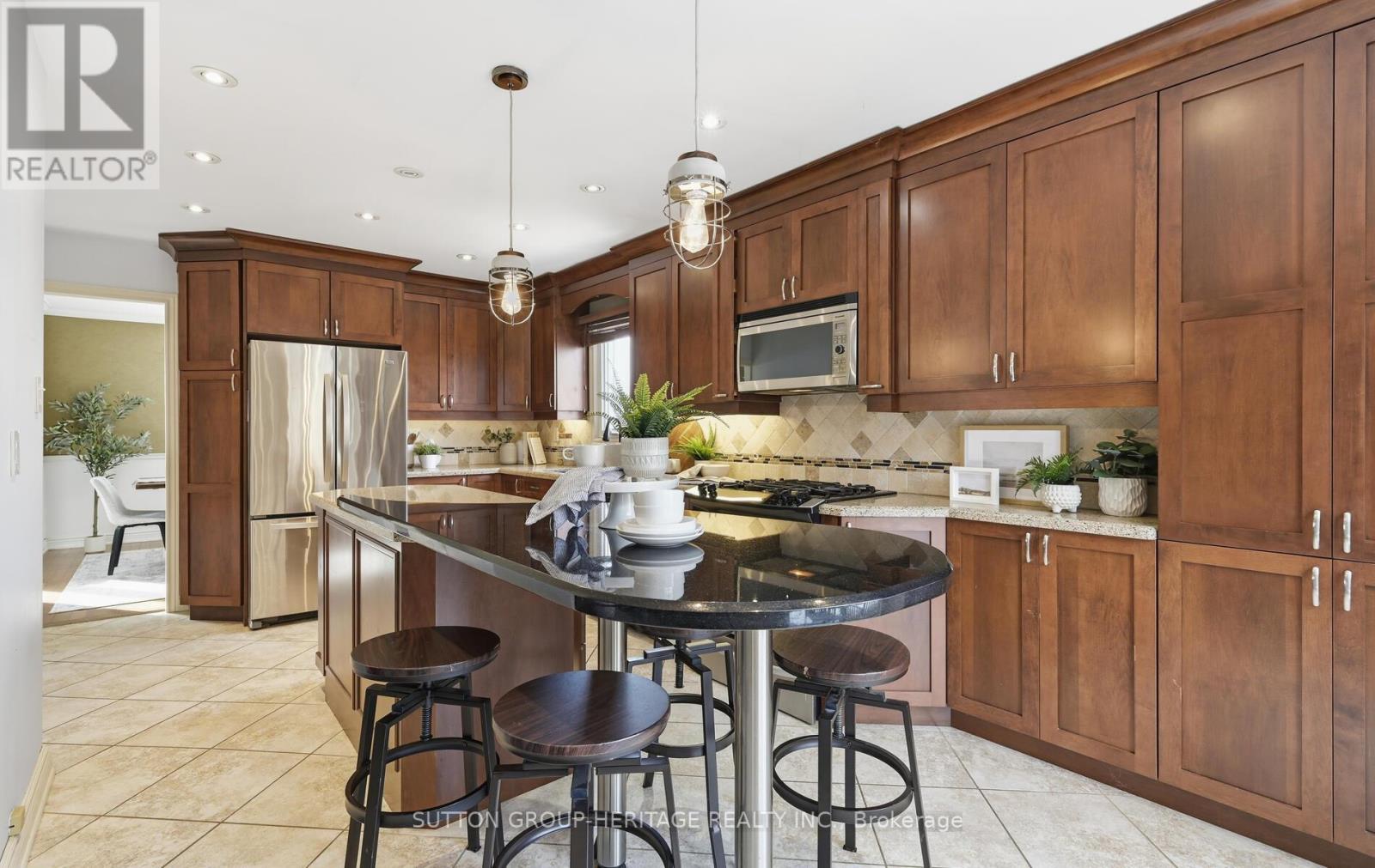 54 Reed Drive, Ajax, Ontario  L1S 5R9 - Photo 2 - E12643782