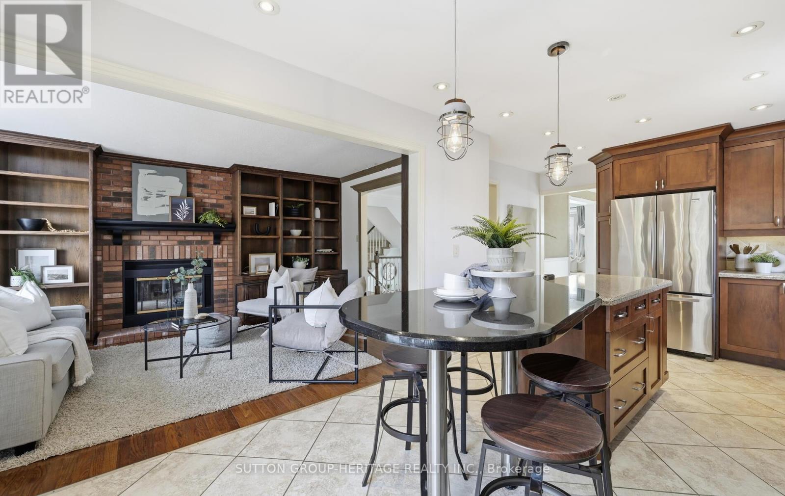 54 Reed Drive, Ajax, Ontario  L1S 5R9 - Photo 4 - E12643782