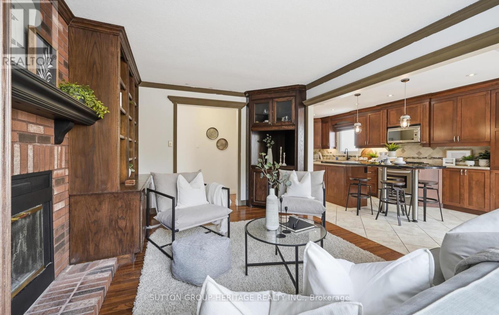 54 Reed Drive, Ajax, Ontario  L1S 5R9 - Photo 5 - E12643782