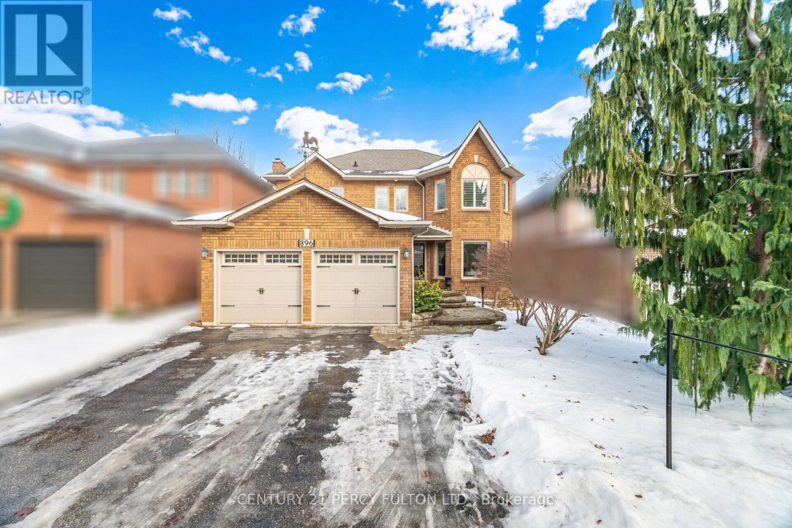 896 DARWIN DRIVE, Pickering, Ontario