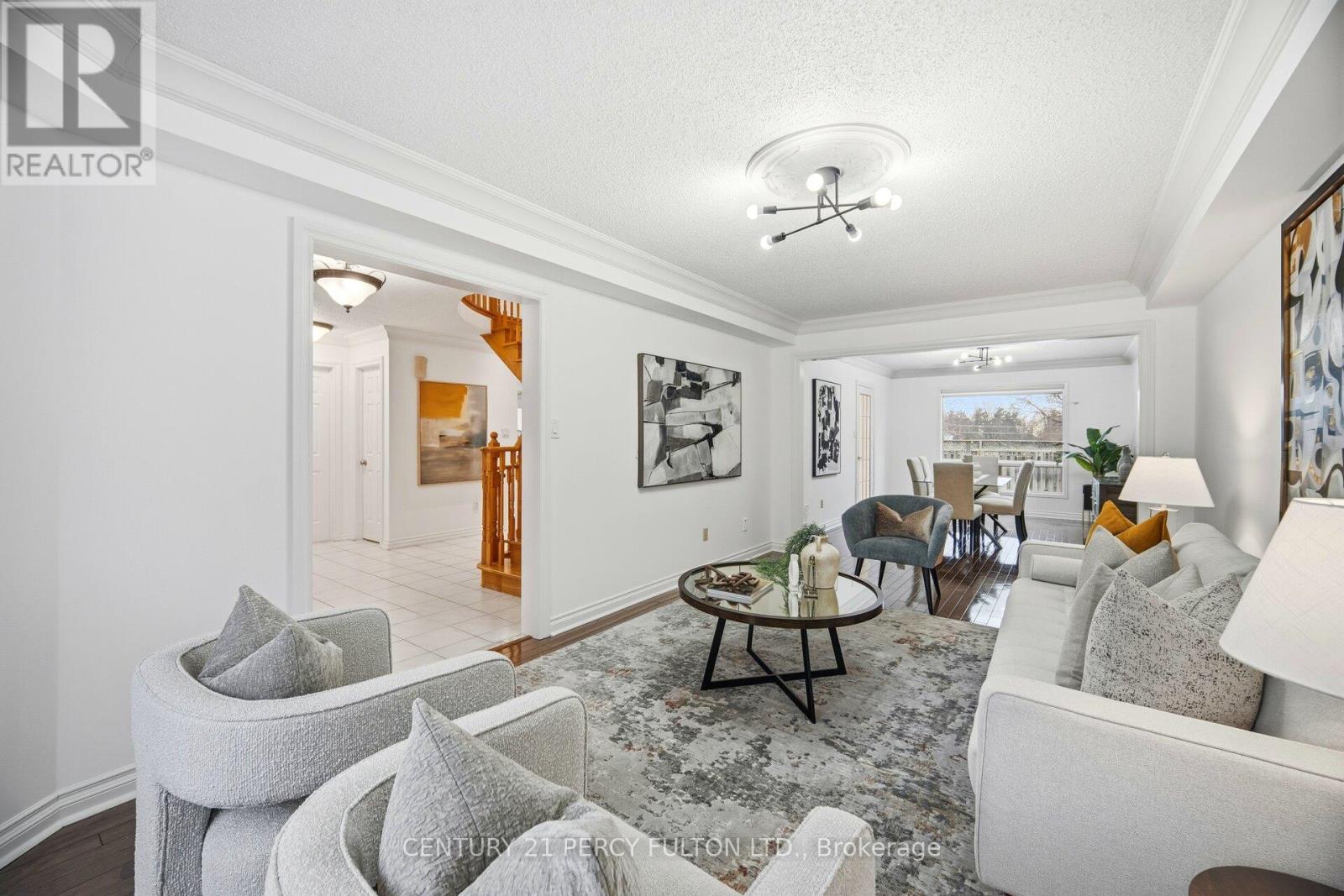 896 Darwin Drive, Pickering, Ontario  L1X 2P8 - Photo 3 - E12643792