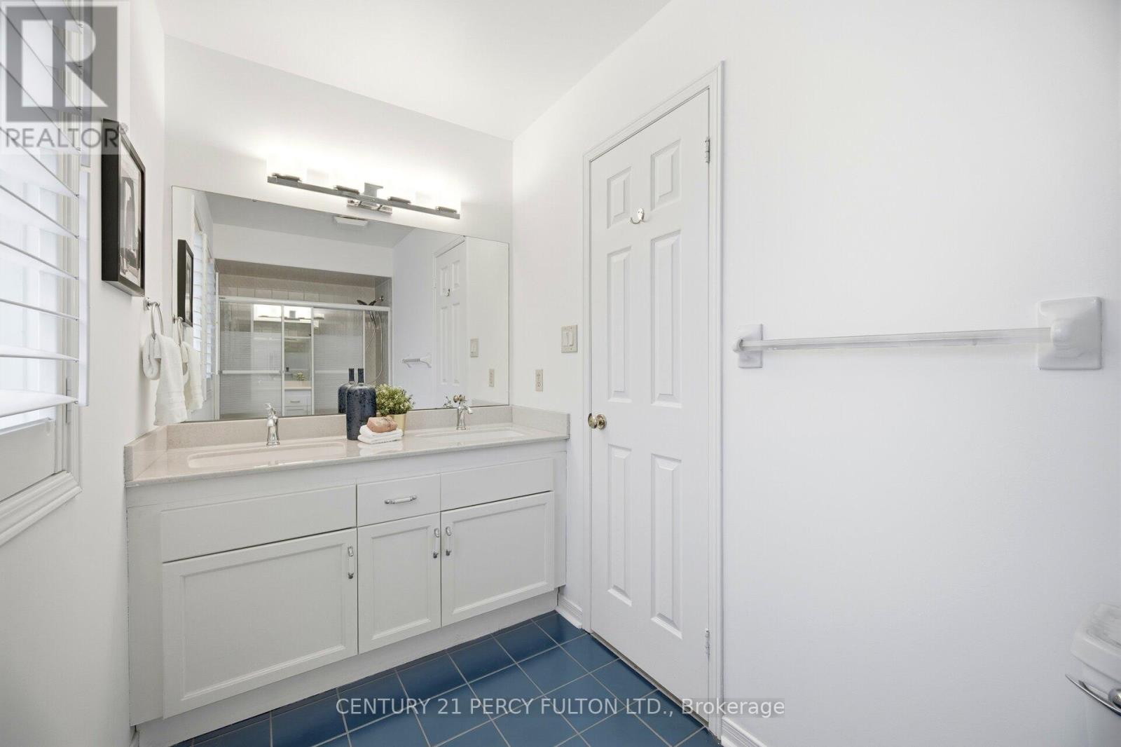 896 Darwin Drive, Pickering, Ontario  L1X 2P8 - Photo 32 - E12643792