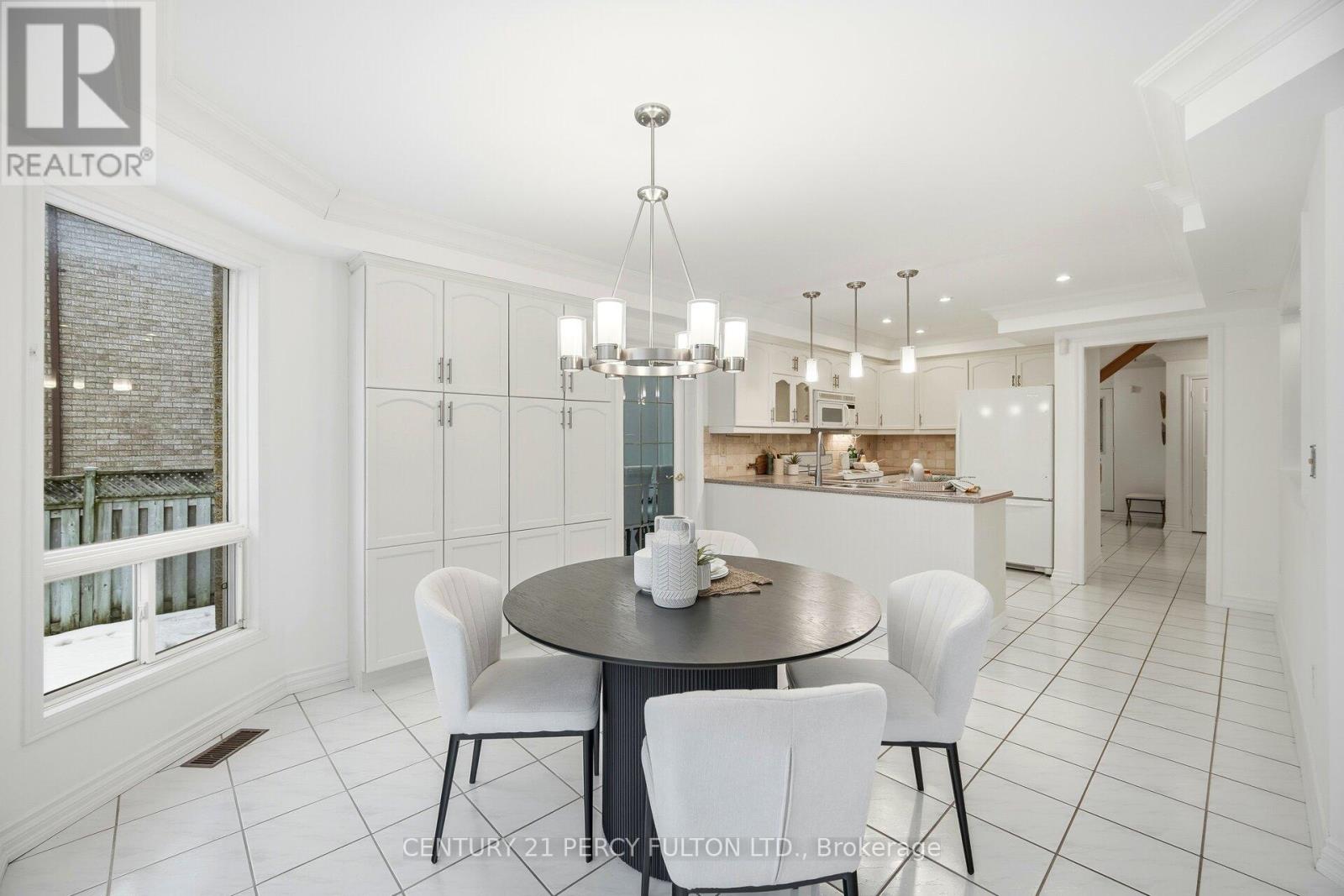 896 Darwin Drive, Pickering, Ontario  L1X 2P8 - Photo 7 - E12643792