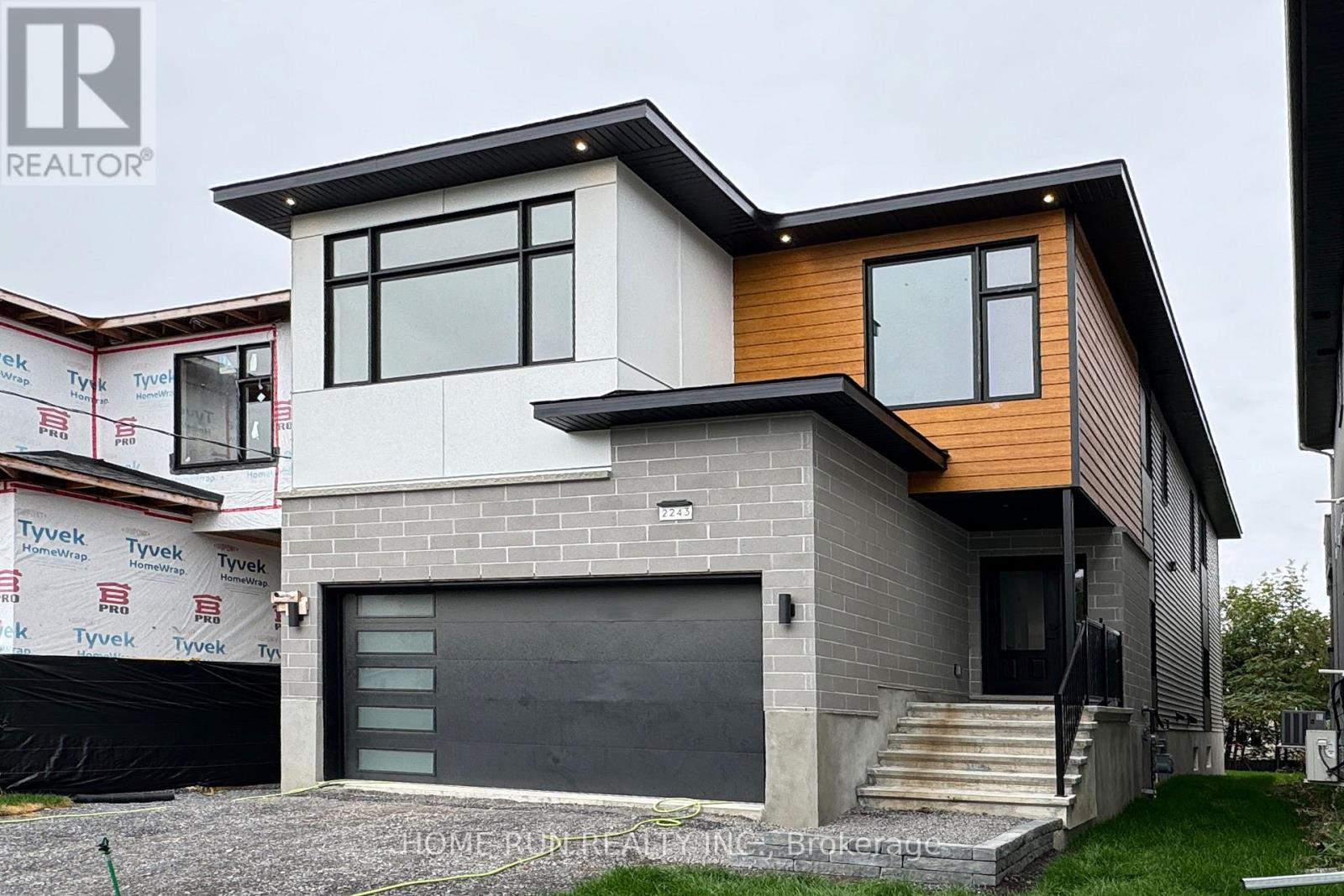 2239 PAGE ROAD, Ottawa, Ontario