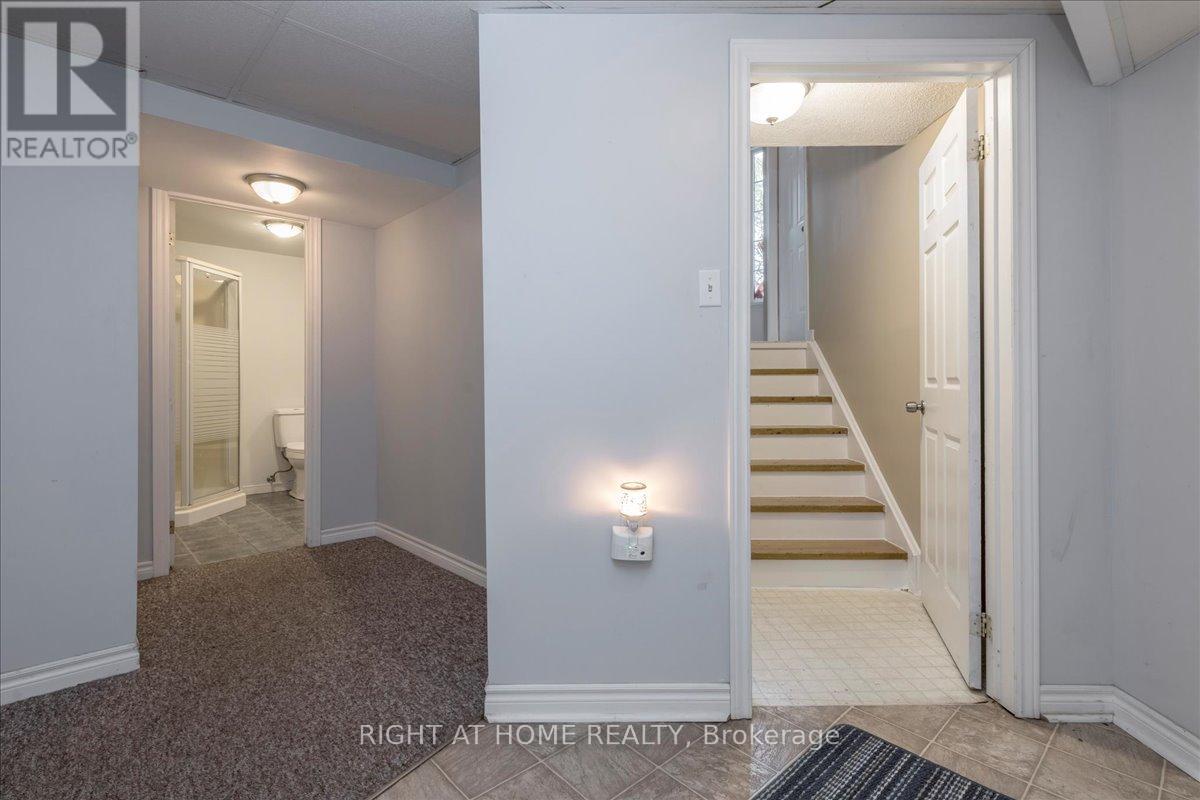 1082 Kensington Street, Innisfil, Ontario  L9S 1V1 - Photo 19 - N12643820