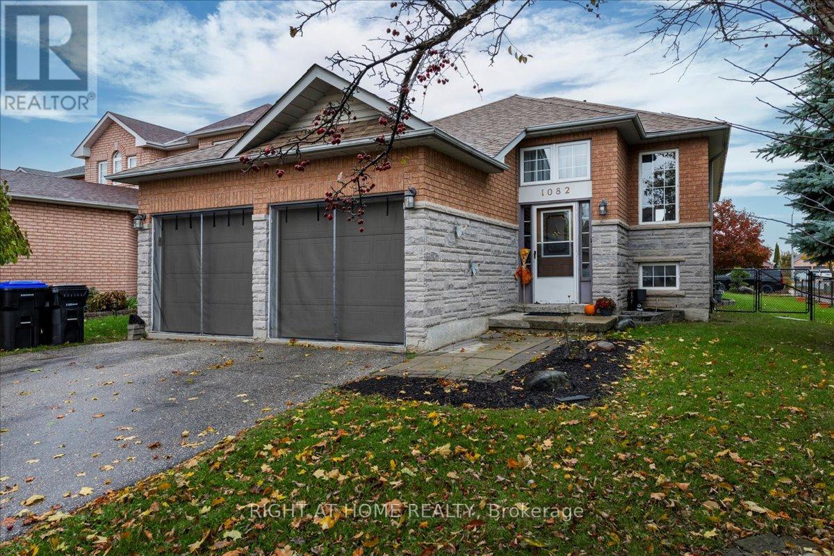 1082 Kensington Street, Innisfil, Ontario  L9S 1V1 - Photo 2 - N12643820