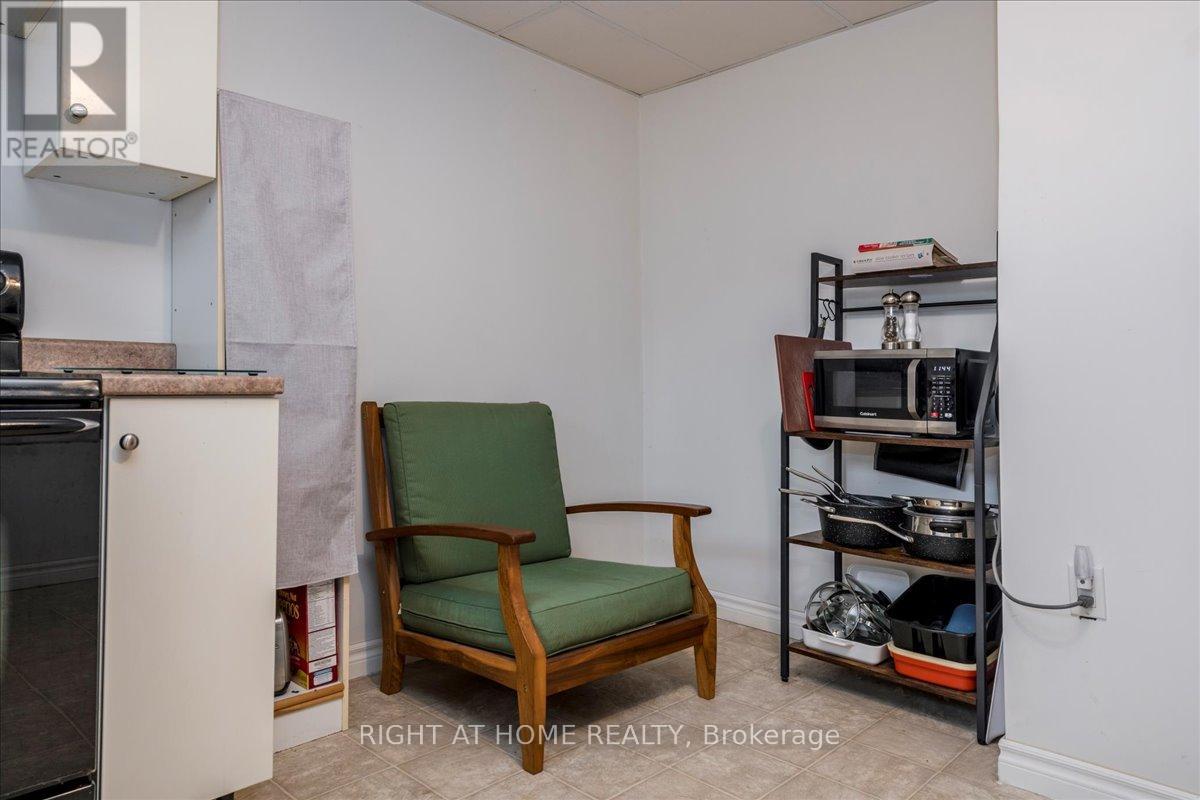 1082 Kensington Street, Innisfil, Ontario  L9S 1V1 - Photo 22 - N12643820