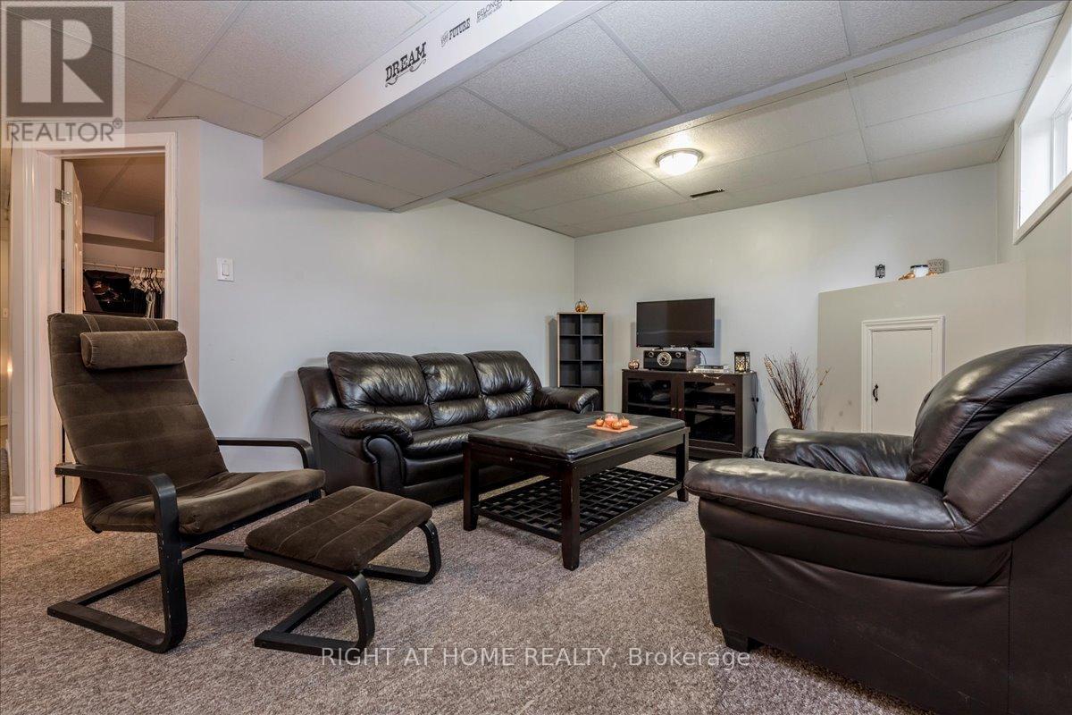 1082 Kensington Street, Innisfil, Ontario  L9S 1V1 - Photo 25 - N12643820