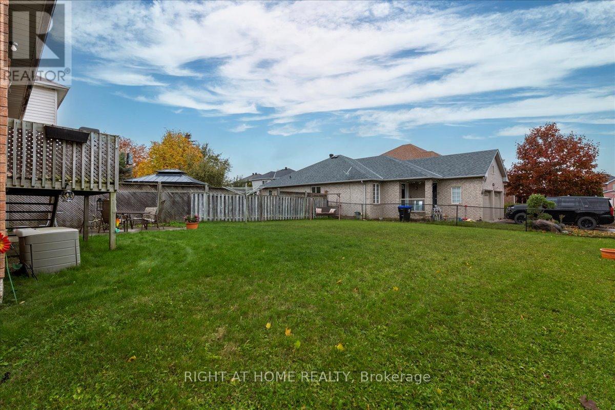 1082 Kensington Street, Innisfil, Ontario  L9S 1V1 - Photo 28 - N12643820