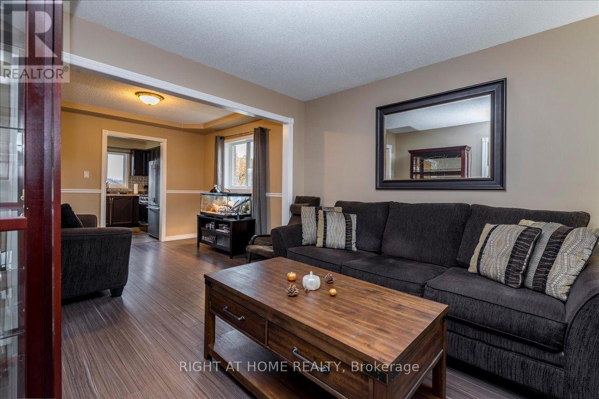 1082 Kensington Street, Innisfil, Ontario  L9S 1V1 - Photo 7 - N12643820