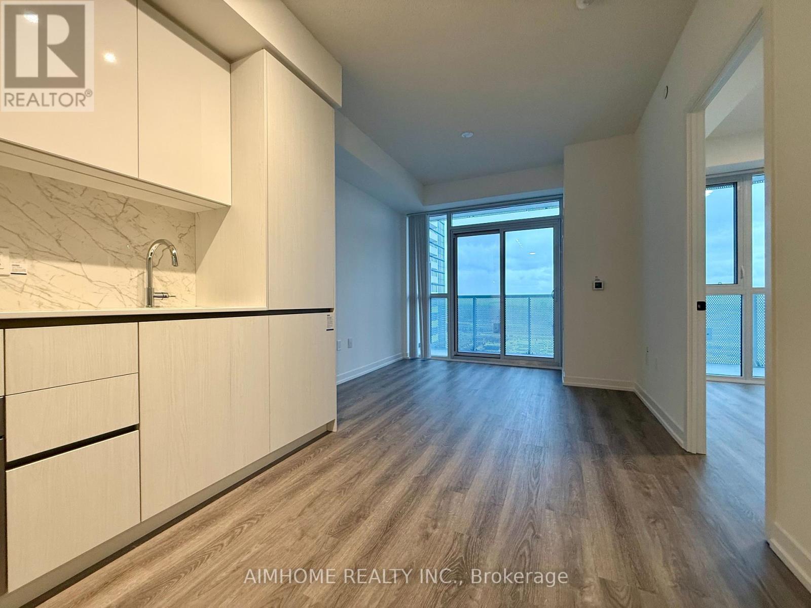 2911 - 8 Interchange Way, Vaughan, Ontario  L4K 0R2 - Photo 8 - N12643864